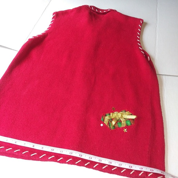 Christmas Sleeveless Sweater - Picture 7 of 7